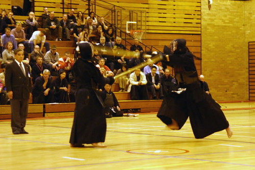Competition and Enbu: The Two Paths of Kendo Maturity